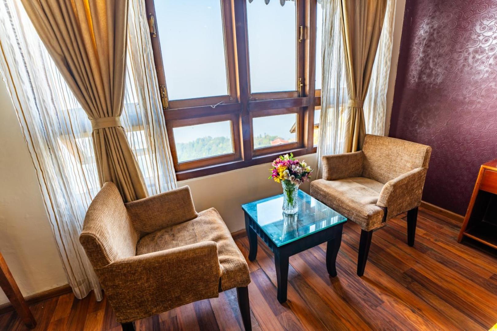 Muscatel Nirvana - At The Mall Road Darjeeling  Exterior foto